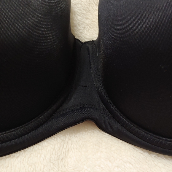 38DD strapless bra by Delicates - Picture 4 of 4